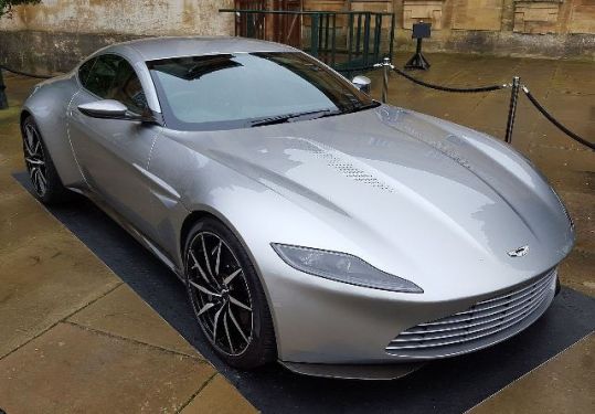 Aston_Martin_DB10_2015.jpg